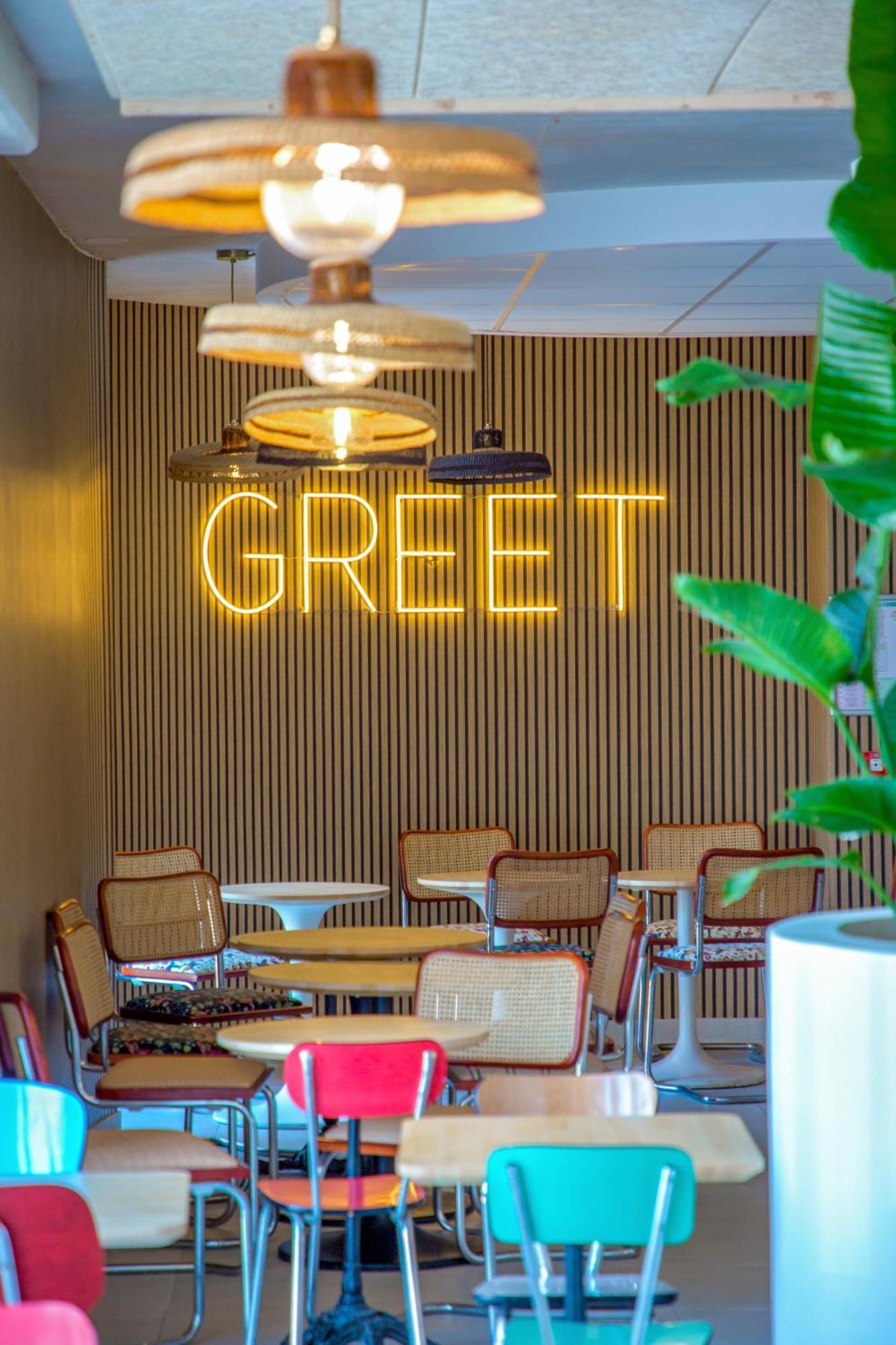 Greet Hotel Salon De Provence Exterior foto