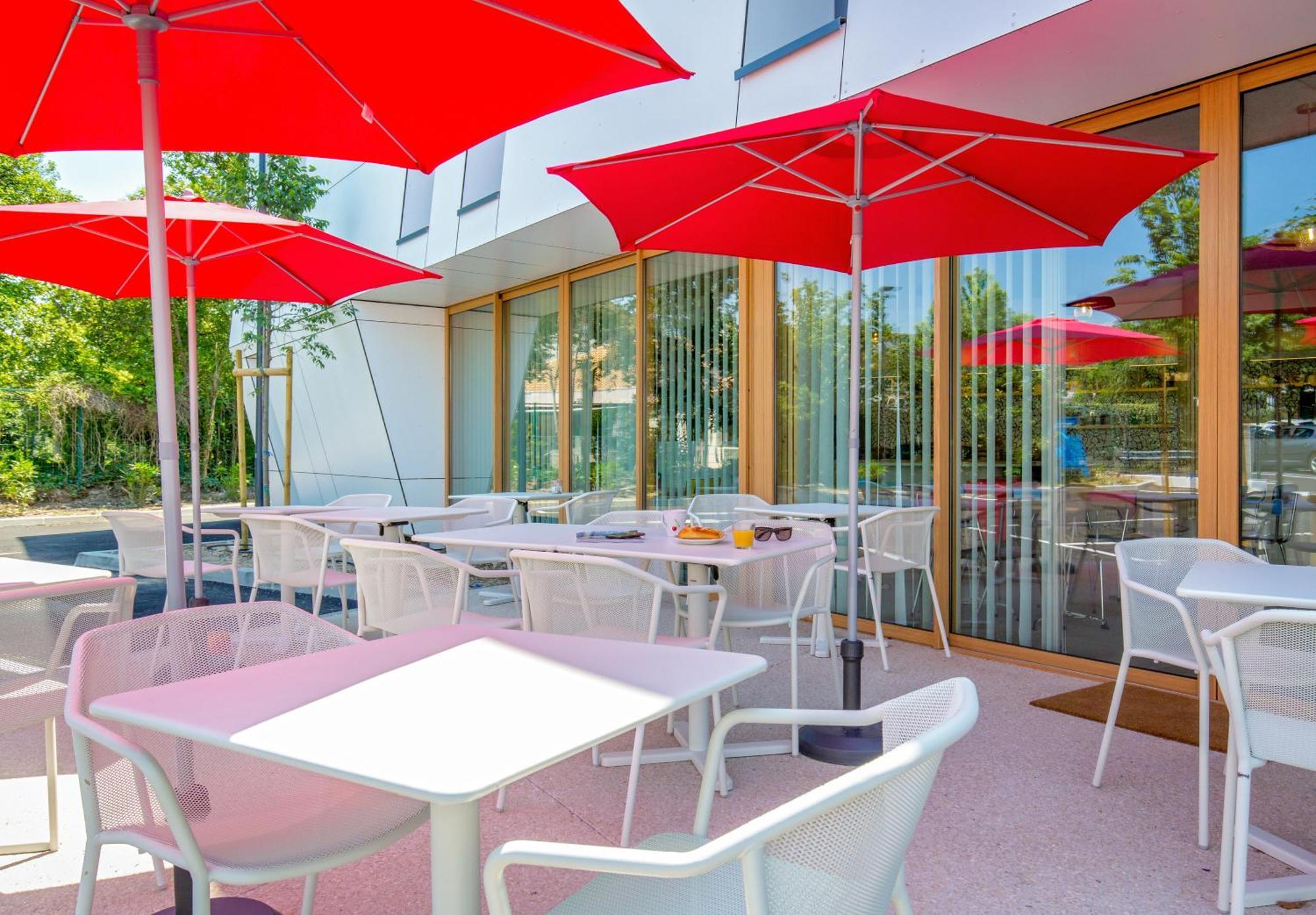 Greet Hotel Salon De Provence Exterior foto