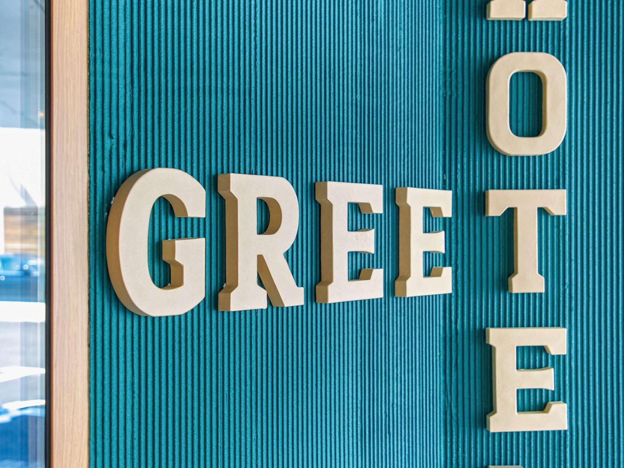 Greet Hotel Salon De Provence Exterior foto